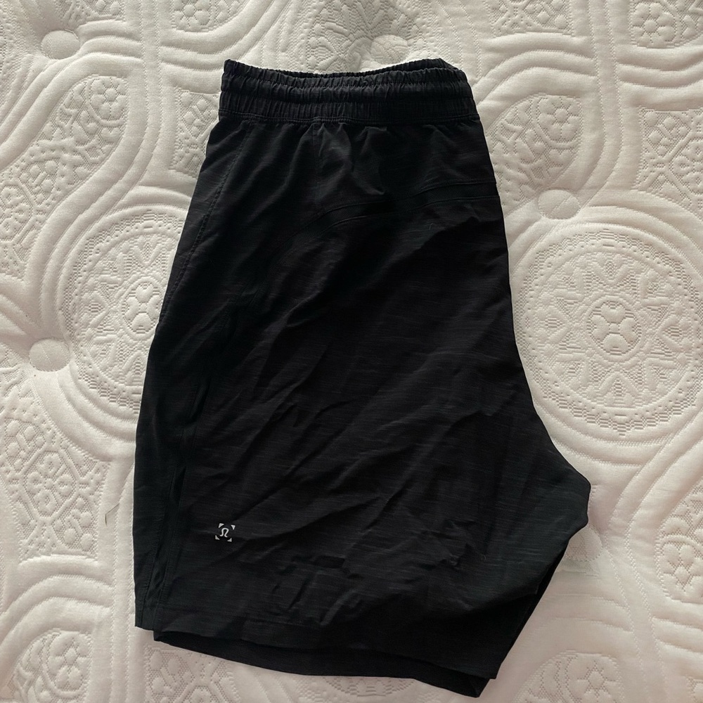 Men’s Lululemon shorts